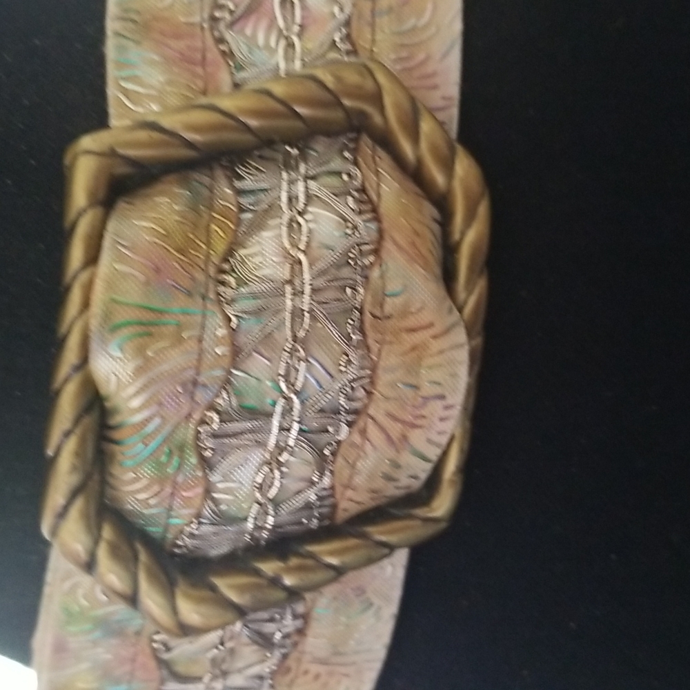 Beautiful 2 1/4 inch wide belt.  No markings. 37 1/2 long.   7/20 list - Picture 2 of 3